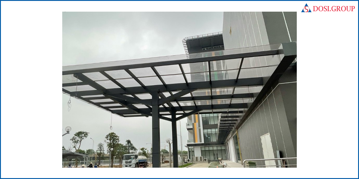 Tấm lợp poly mái che hành lang bệnh viện