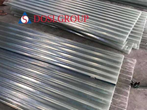 Ứng dụng của tôn lấy sáng Composite 9 sóng vuông dày 0.8mm